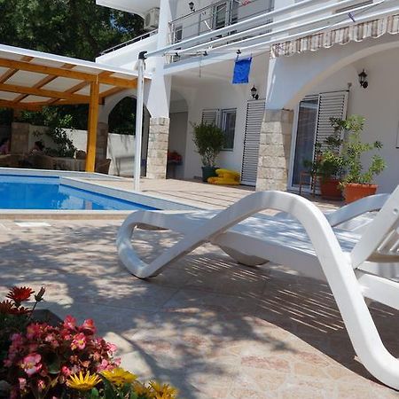 Bonaca Hotel Sutomore Exterior photo